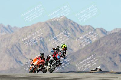 media/Dec-01-2025-Moto Forza (Mon) [[2daa91e15f]]/3-Beginner Group/Session 4 Turn 9/